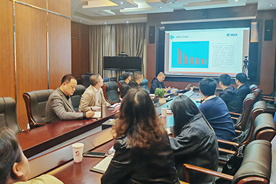 尊龙凯时召开2023年车辆动态监控业务培训暨对标学习会