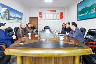 尊龙凯时总经理蔡亮发到四川省乐山汽车运输有限公司考察交流